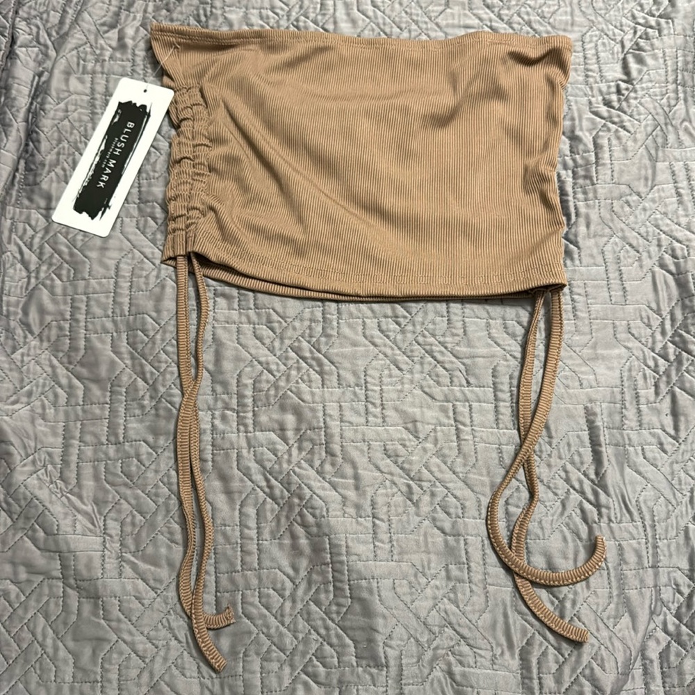 Strapless crop top